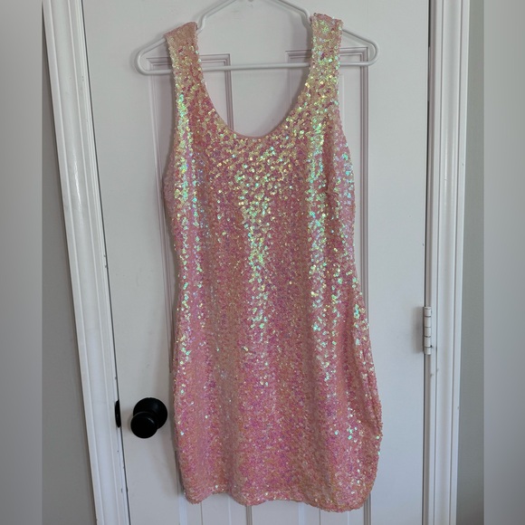 Dainty Hooligan NWT Pink Iridescent Sequin Stretch Dress Size Large - Picture 8 of 10